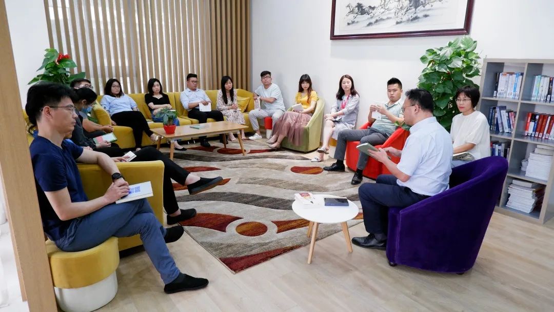 感受文字之美，共享閱讀之樂 | 寶開與燎申智城共同舉辦成長專場讀書活動