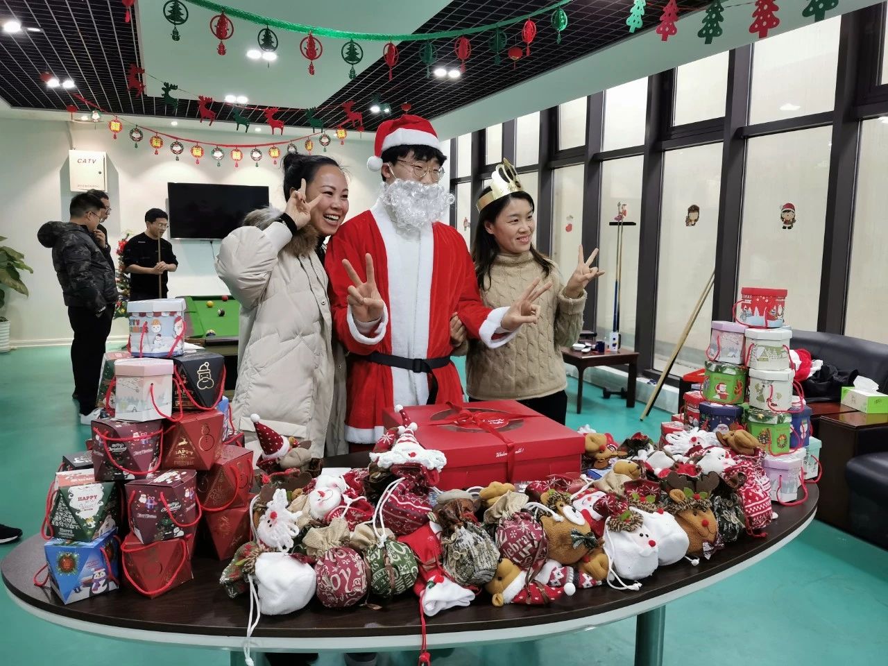 圣誕主題生日趴 | 濃情暖意平安夜，誕愿有你共前行