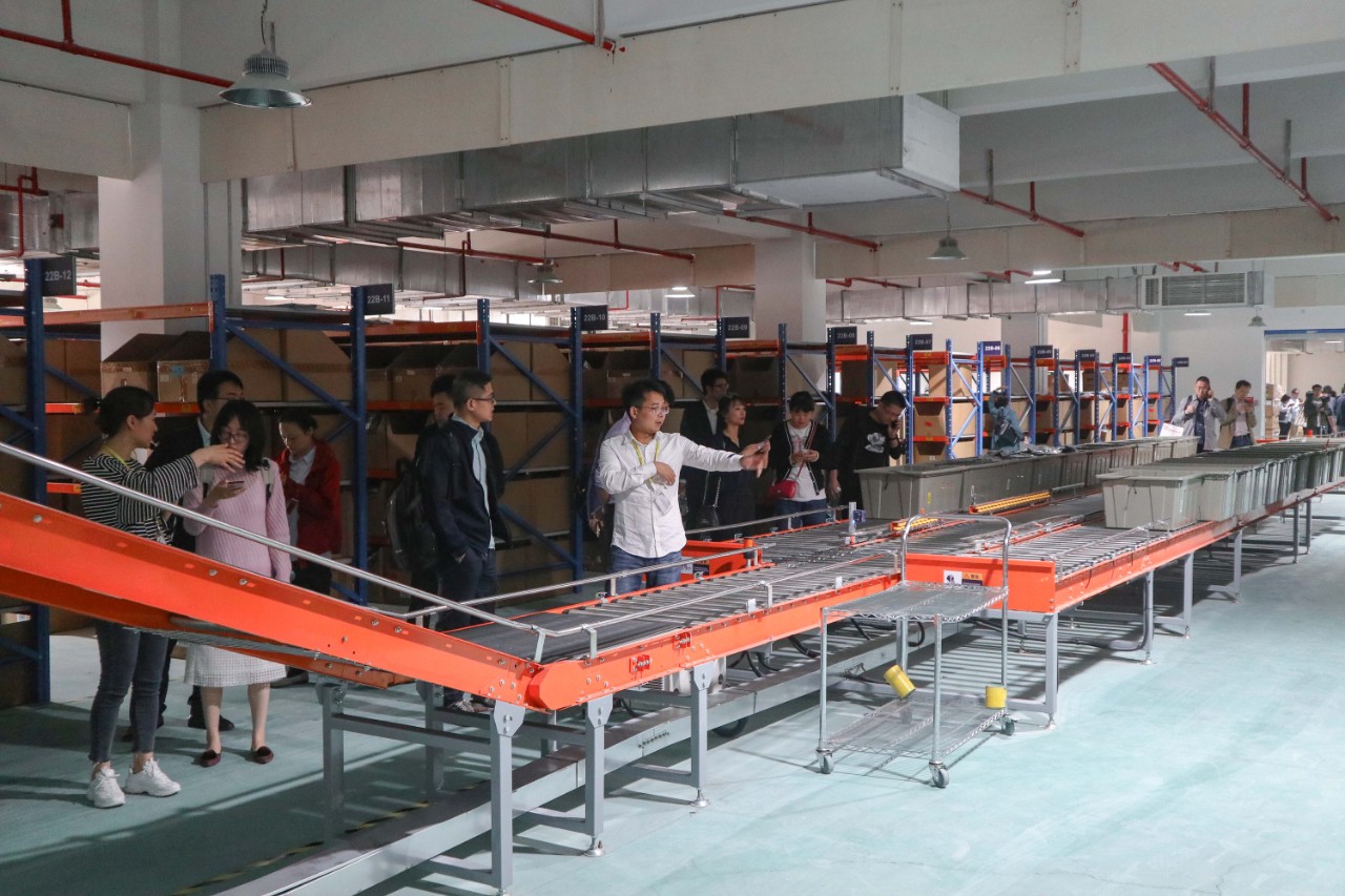 項(xiàng)目現(xiàn)場快訊 | 雅鹿智慧物流中心迎業(yè)內(nèi)眾嘉賓參觀