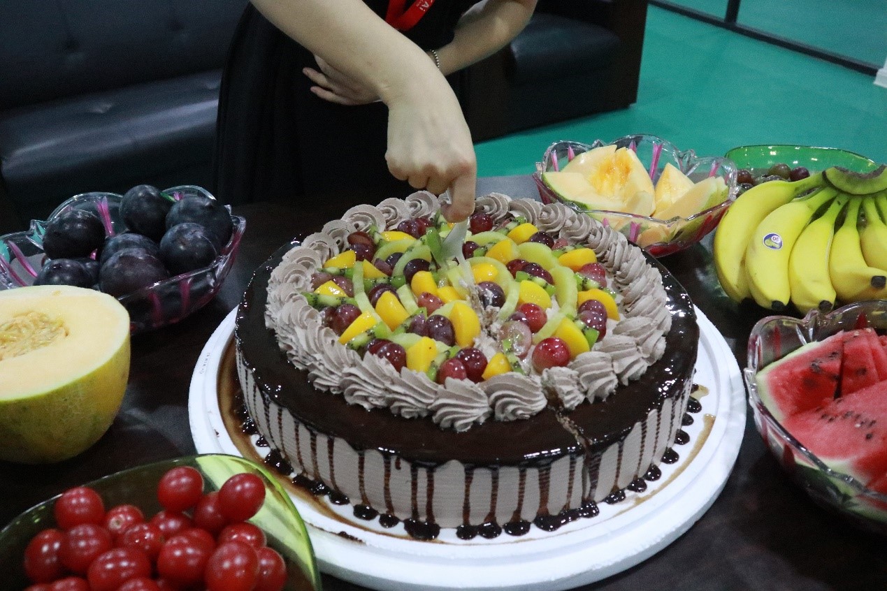 八月未央，歡聚一夏 | 寶開(kāi)集體生日會(huì)：共享歡樂(lè)時(shí)刻